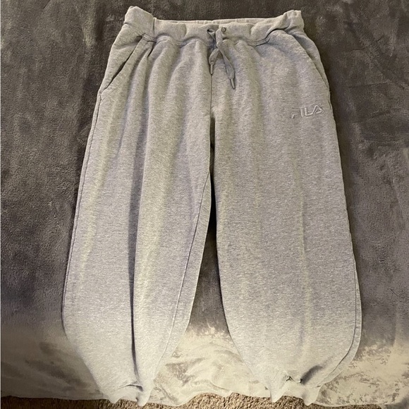 FILA SWEATS - Picture 1 of 3